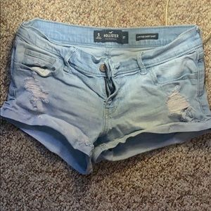 Never worn Hollister shorts